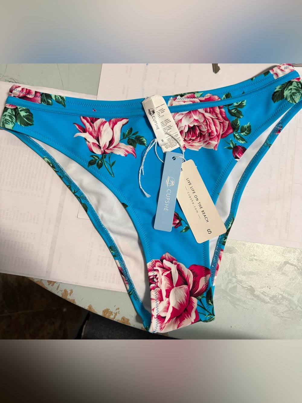 CUPSHE FLORAL swim bottom SIZE SMALL NEW w tags!